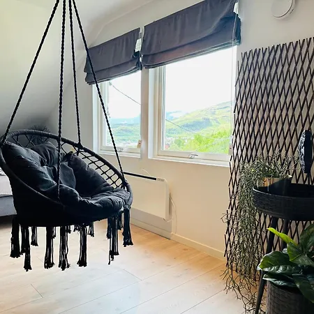 Apartment Arctic Loft Skjervoy